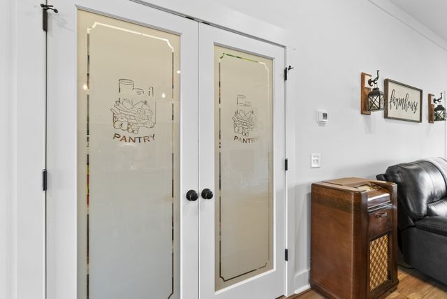 7027 Cowan Rd, Springfield, TN 37172