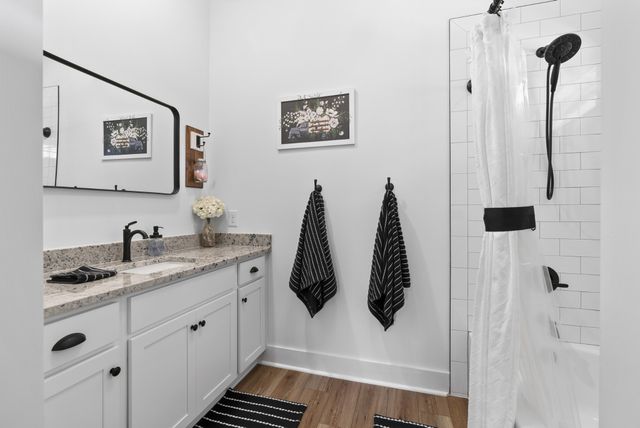 7027 Cowan Rd, Springfield, TN 37172