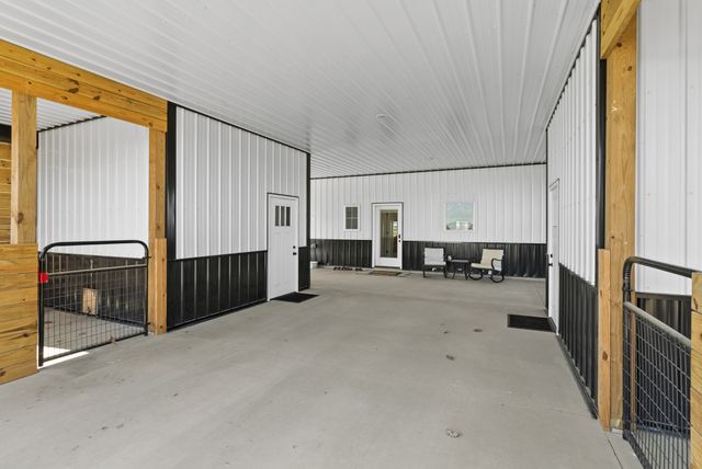 7027 Cowan Rd, Springfield, TN 37172