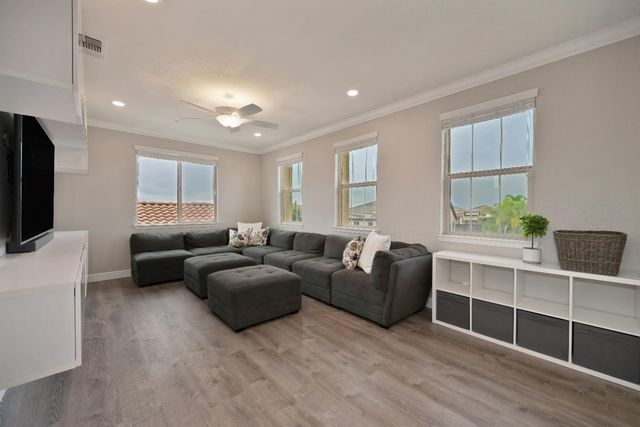 7564 Astaire Way, Roseville, CA 95747