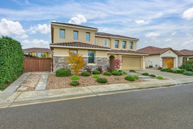 7564 Astaire Way, Roseville, CA 95747