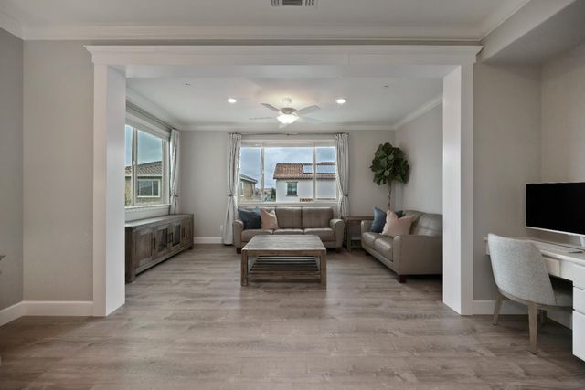 7564 Astaire Way, Roseville, CA 95747