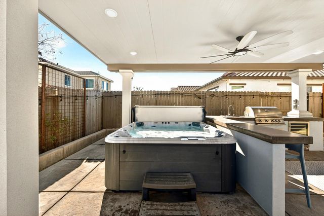 7564 Astaire Way, Roseville, CA 95747