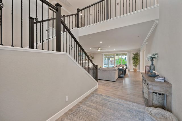 7564 Astaire Way, Roseville, CA 95747