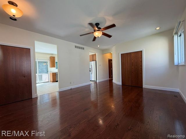 3055 W Auburn Road, Rochester Hills, MI 48309