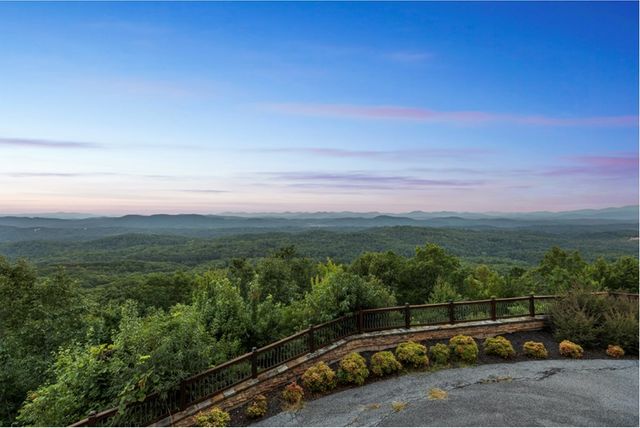 279 Rising Star Lane, Mineral Bluff, GA 30559