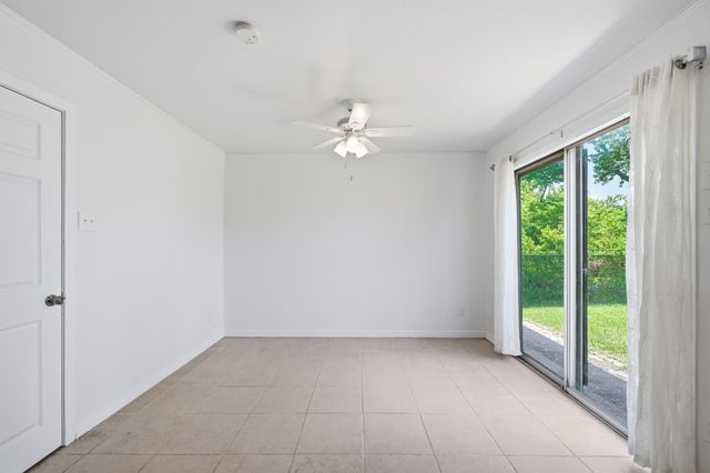 4018 Darlinghurst Drive, Houston, TX 77045