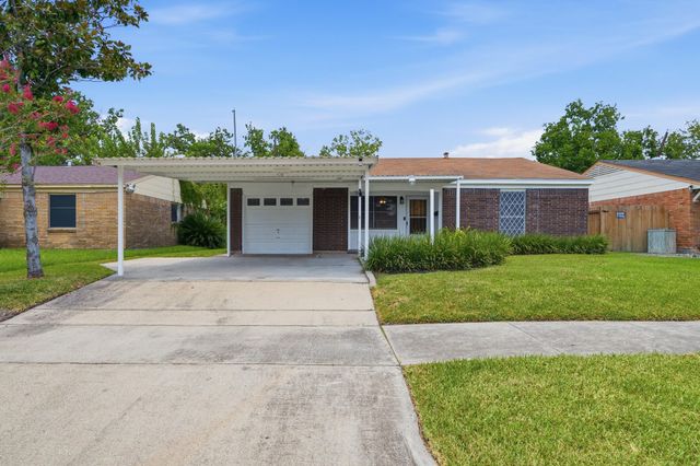 4018 Darlinghurst Drive, Houston, TX 77045