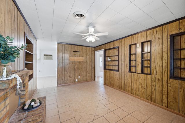 4018 Darlinghurst Drive, Houston, TX 77045