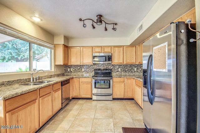 432 N VELERO Street, Chandler, AZ 85225