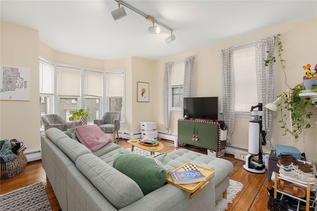 86 Transit Street, Providence, RI 02906