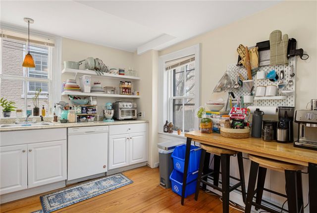 86 Transit Street, Providence, RI 02906