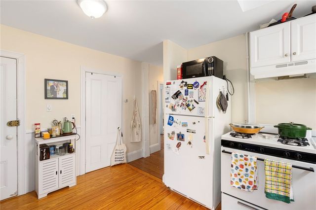 86 Transit Street, Providence, RI 02906