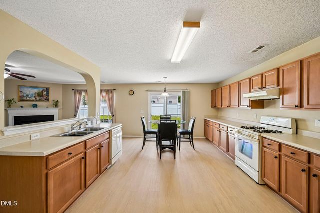 2916 Skybrook Lane, Durham, NC 27703