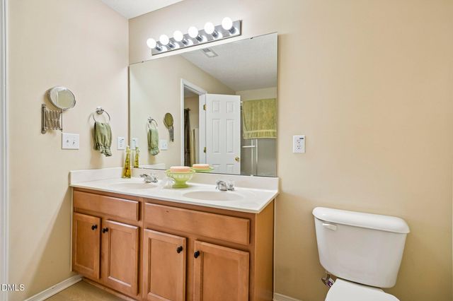 2916 Skybrook Lane, Durham, NC 27703