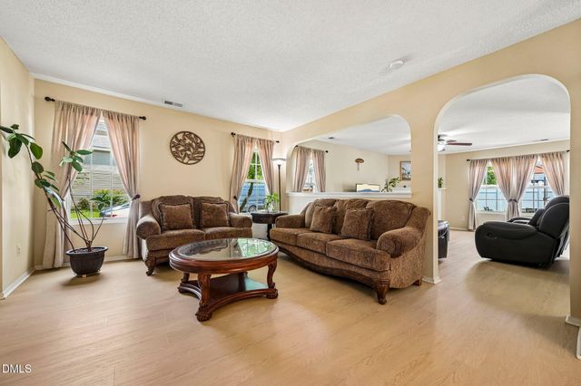 2916 Skybrook Lane, Durham, NC 27703