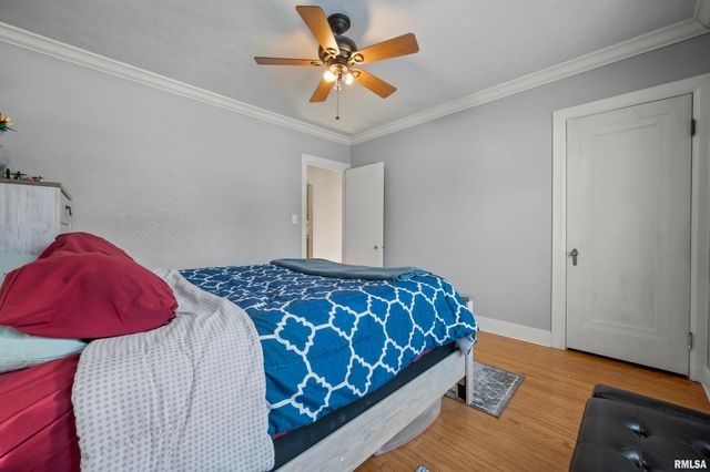 3207 N PARISH Avenue, Peoria, IL 61604