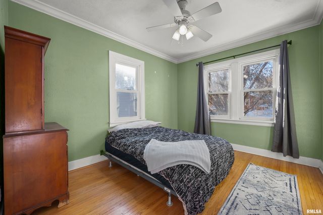 3207 N PARISH Avenue, Peoria, IL 61604