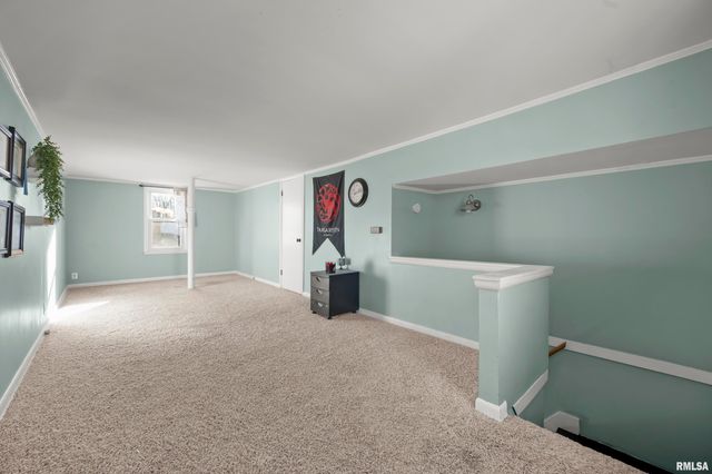 3207 N PARISH Avenue, Peoria, IL 61604