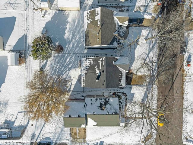 3207 N PARISH Avenue, Peoria, IL 61604