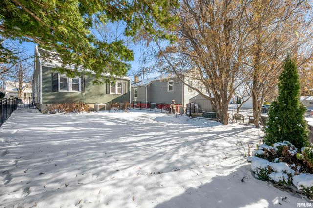 3207 N PARISH Avenue, Peoria, IL 61604