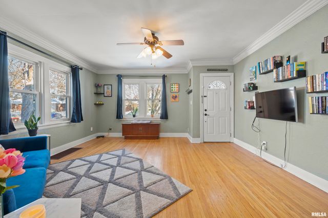 3207 N PARISH Avenue, Peoria, IL 61604