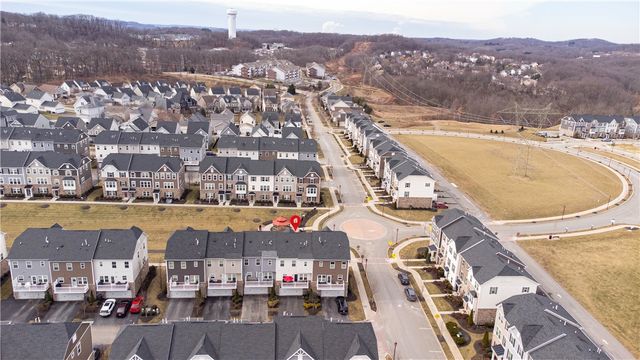 703 Truth Ln, Cranberry Twp, PA 16066