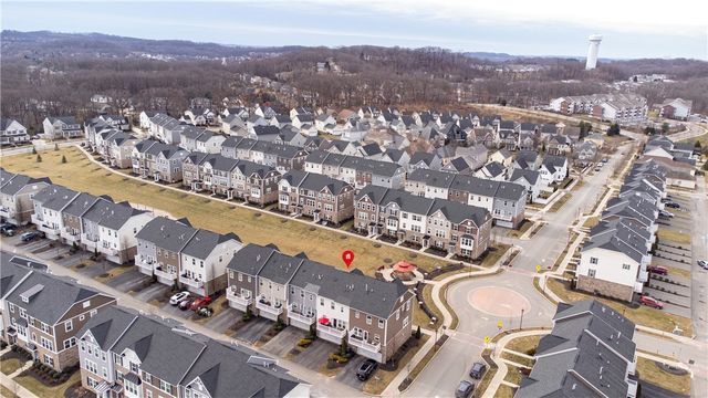 703 Truth Ln, Cranberry Twp, PA 16066