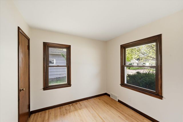 3511 Yukon Avenue S, Saint Louis Park, MN 55426