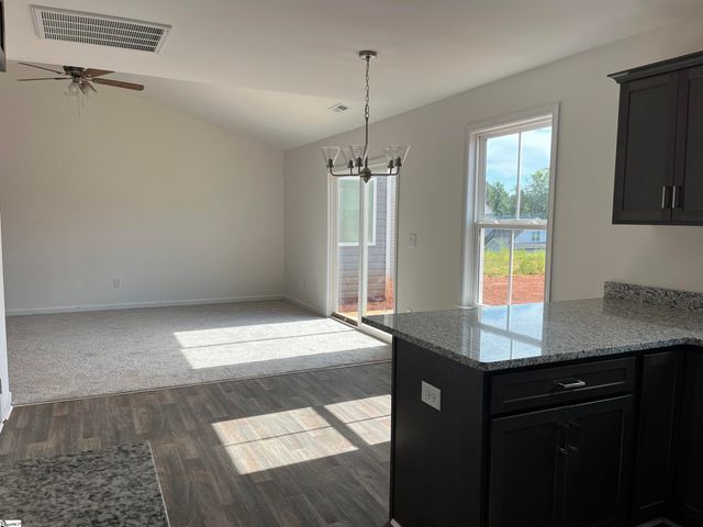 226 Kahlen Court, Piedmont, SC 29673
