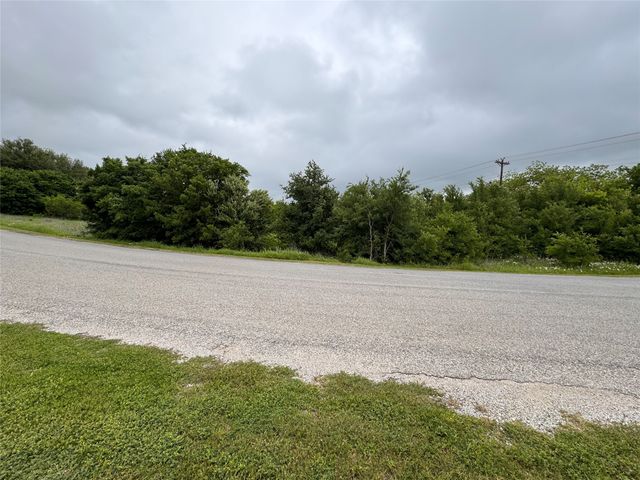 1000 Meander Road, Granbury, TX 76049