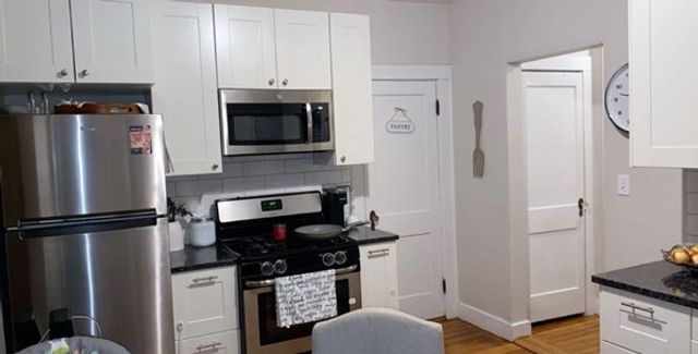 654 Metropolitan Ave 2, Boston, MA 02136