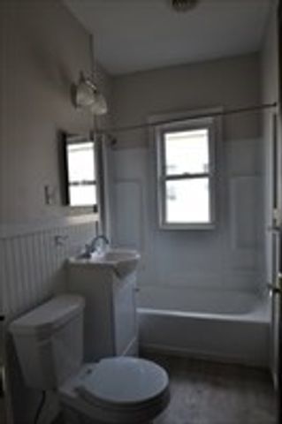 654 Metropolitan Ave 2, Boston, MA 02136