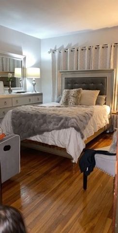 654 Metropolitan Ave 2, Boston, MA 02136