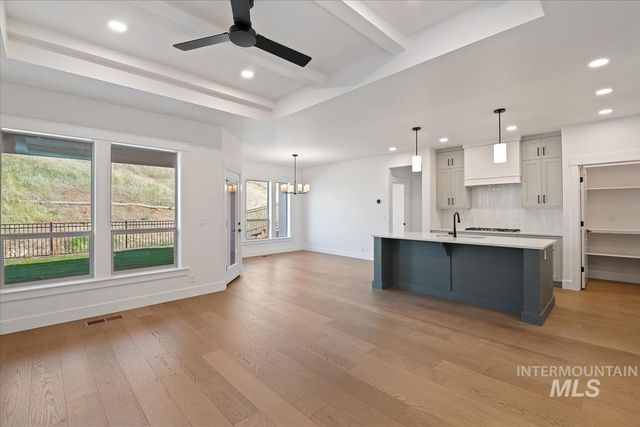 6606 N Good Dr, Eagle, ID 83629