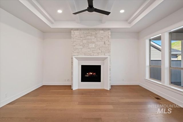 6606 N Good Dr, Eagle, ID 83629