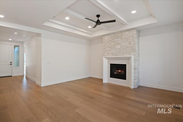 6606 N Good Dr, Eagle, ID 83629