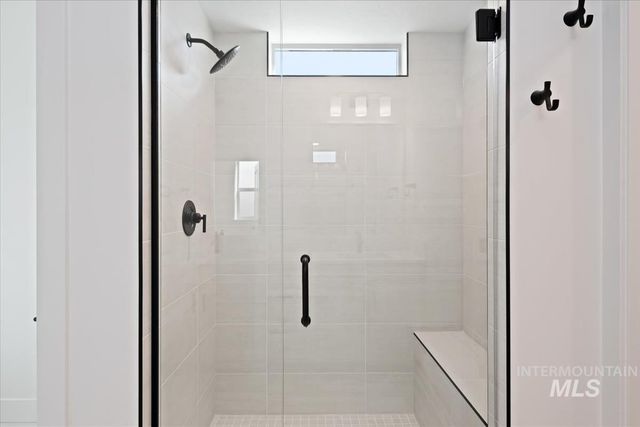 6606 N Good Dr, Eagle, ID 83629