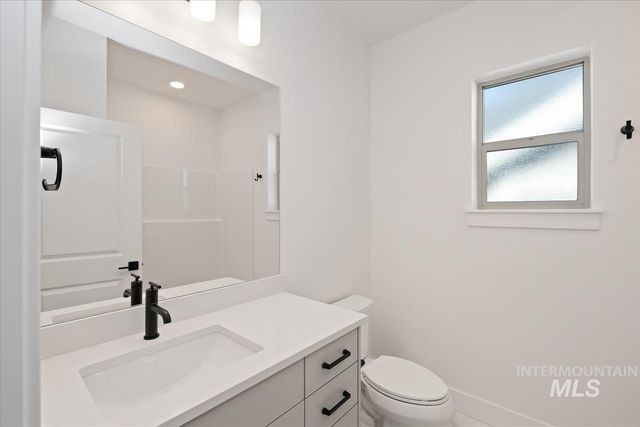 6606 N Good Dr, Eagle, ID 83629