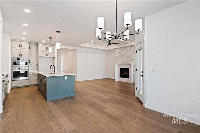 6606 N Good Dr, Eagle, ID 83629