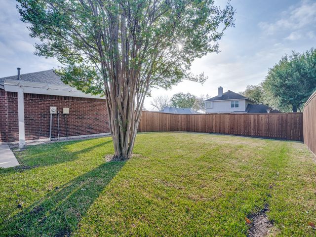3506 Lily Lane, Rowlett, TX 75089