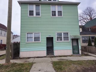 2680 Carpenter Street, Hamtramck, MI 48212