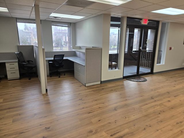 261 E Lake Street, Bloomingdale, IL 60108