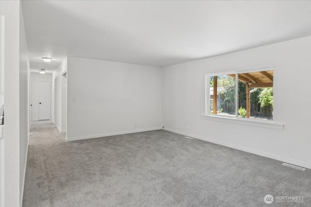 1542 Roland Avenue, Port Orchard, WA 98366