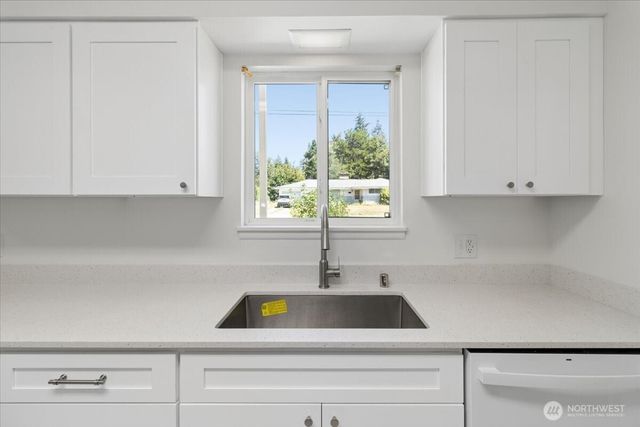1542 Roland Avenue, Port Orchard, WA 98366