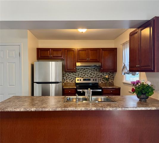 6437 Sterling Circle, Victor, NY 14564