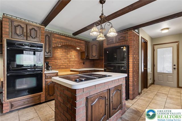 159 Ben Titus Road, Rush Twp, PA 18252