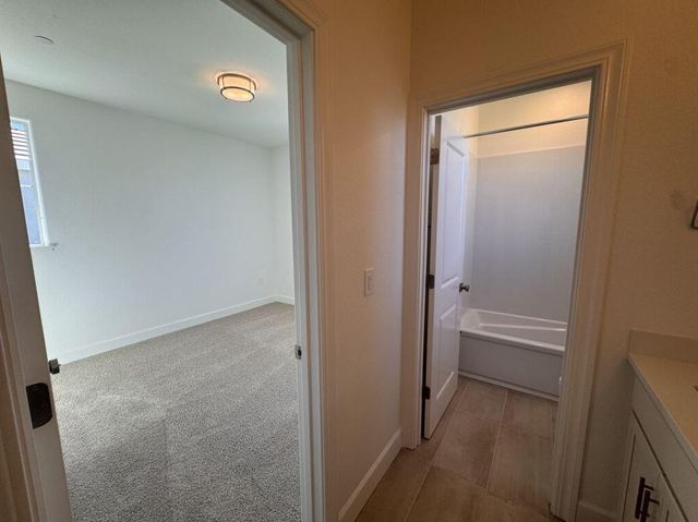 517 Flannel Ct, Roseville, CA 95747