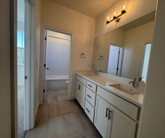 517 Flannel Ct, Roseville, CA 95747