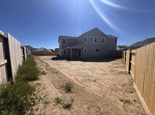 517 Flannel Ct, Roseville, CA 95747